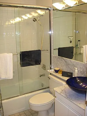 Rented by Newell and Assoc. | media 22