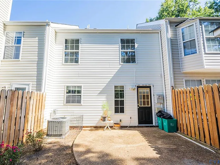 1814 Timberly Waye — Photo 30