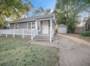 1445 N Fountain St, Wichita, KS 67208