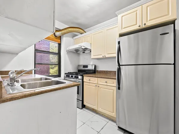 150-20 71st Avenue image 9 of 22