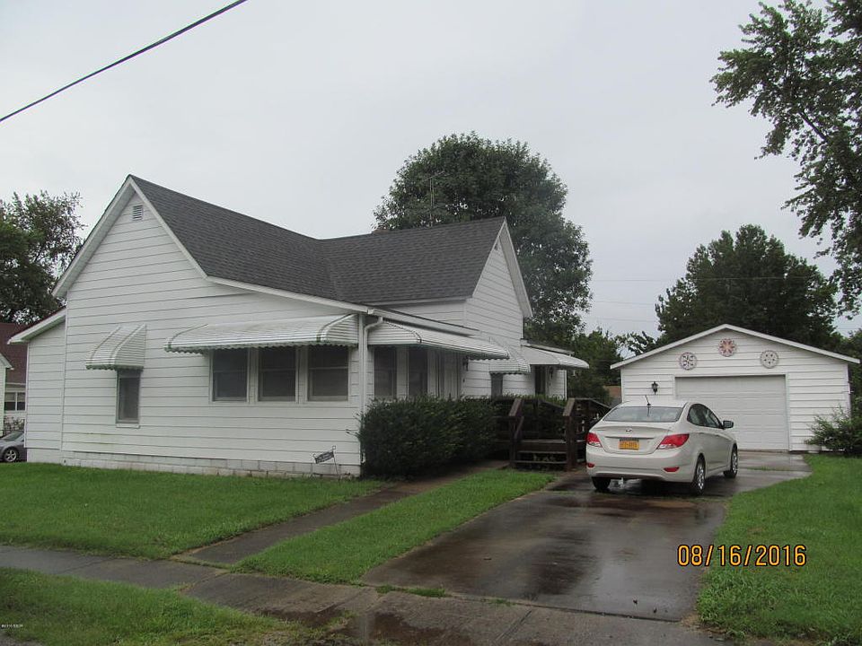 1st image of 915 Barham Ave