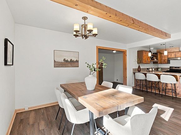 5th image of 10595 Codogan St