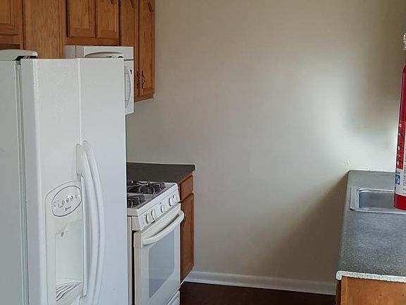 2nd image of 42 Heron Ct