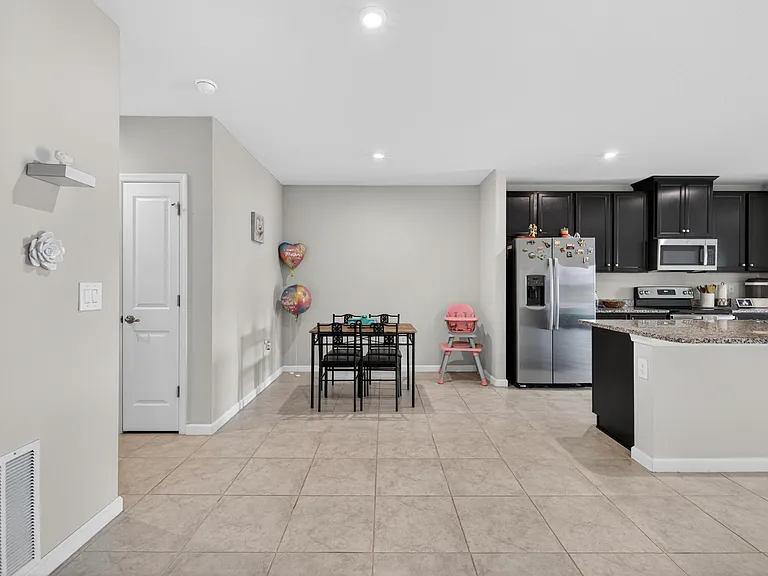 9449 SW Libertas Way — Photo 12