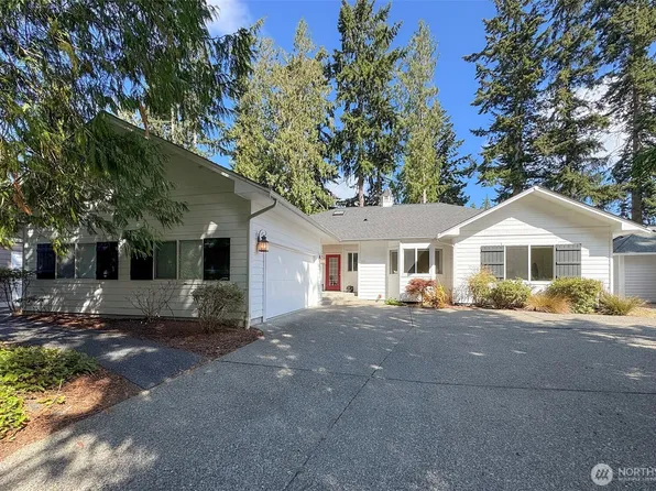 121 Harleman Drive, Sequim, WA 98382