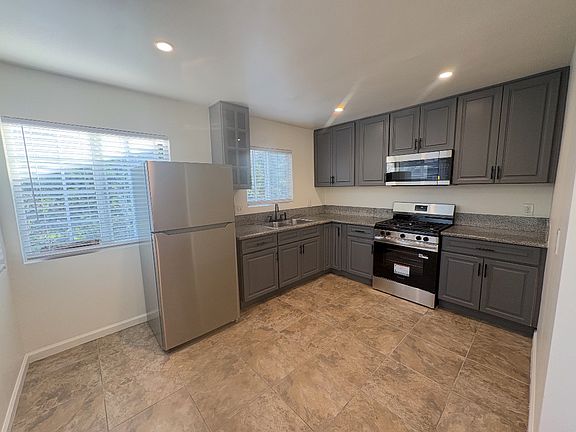 4th image of 1241 Glen Ave #1241