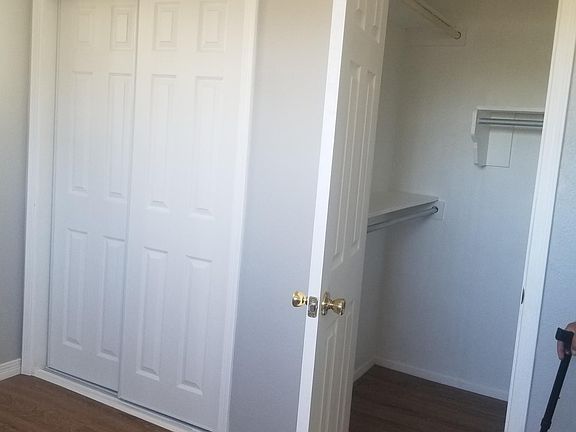 3rd image of 7815 Dogwood St