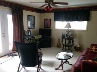 75 Dirks Rd, Batesville, IN 47006