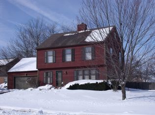 9 Jennifer Ln, Dekalb, IL 60115