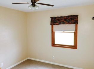 8022 W Herbert Ave, Milwaukee, WI 53218