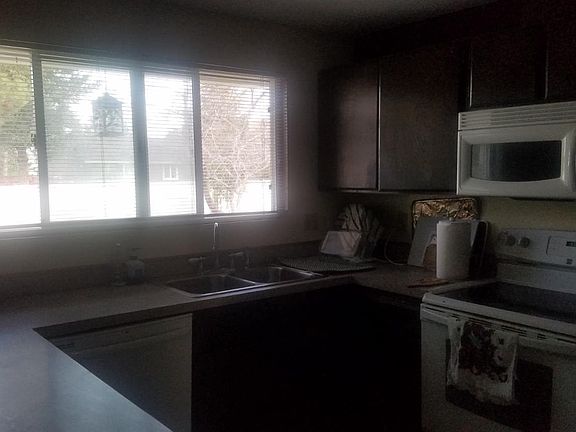 3rd image of 1243 SE 8th St
