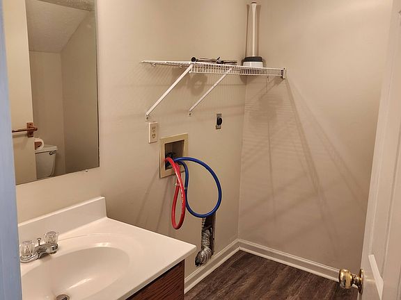 4th image of 160 S Keeneland Dr #2