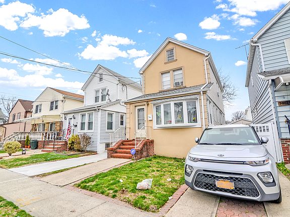 3rd image of 22137 Davenport Ave