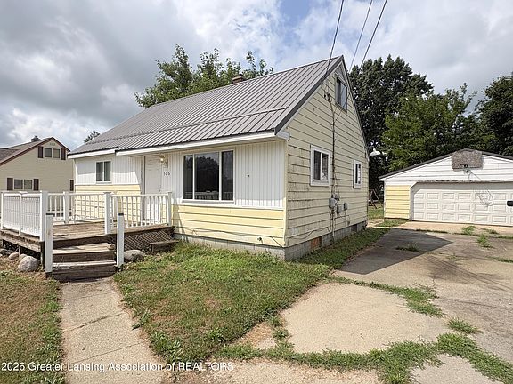 2nd image of 506 W Vermontville Hwy