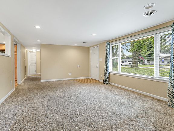 3rd image of 19148 Jacquie Ave