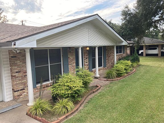 2nd image of 205 Foreman Dr