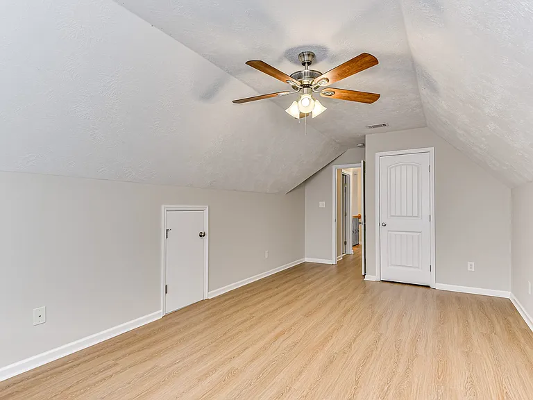 4116 Chastain Dr — Photo 38