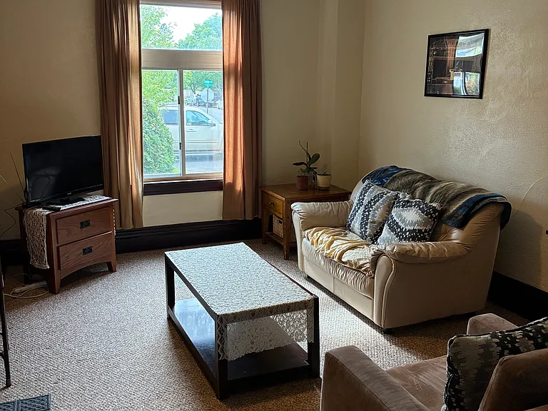1602 Lamborn Ave — Photo 1