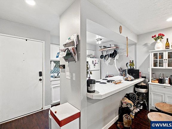 4th image of 4620 Lower Dr