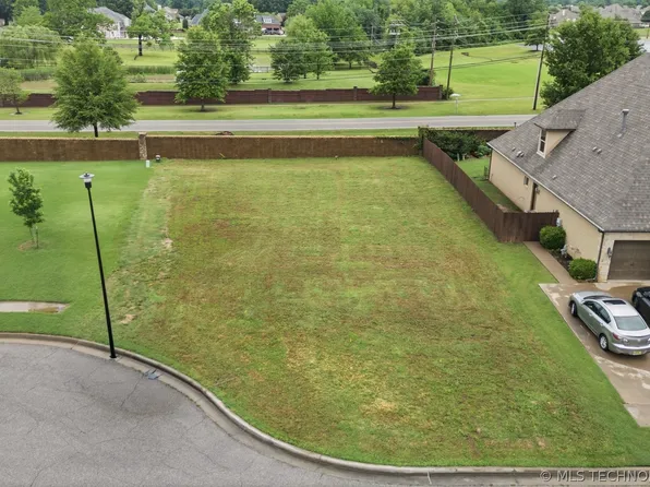 4208 W Orlando St, Broken Arrow, OK 74011
