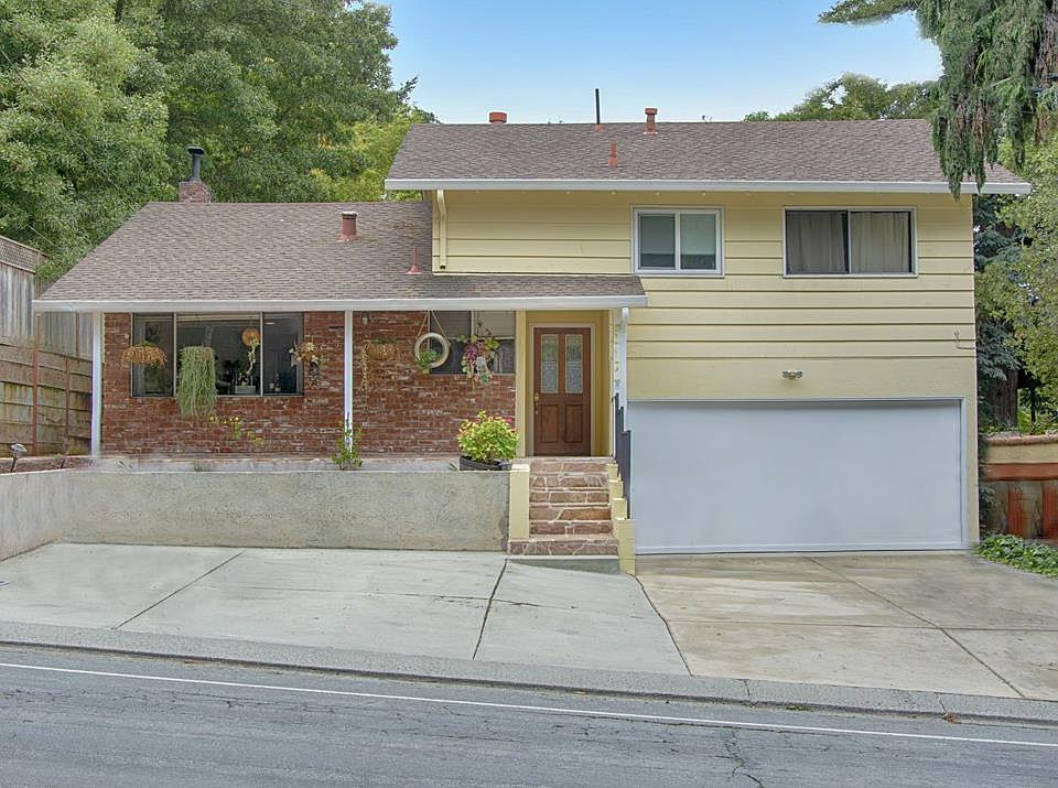 1st image of 312 Clubhouse Dr
