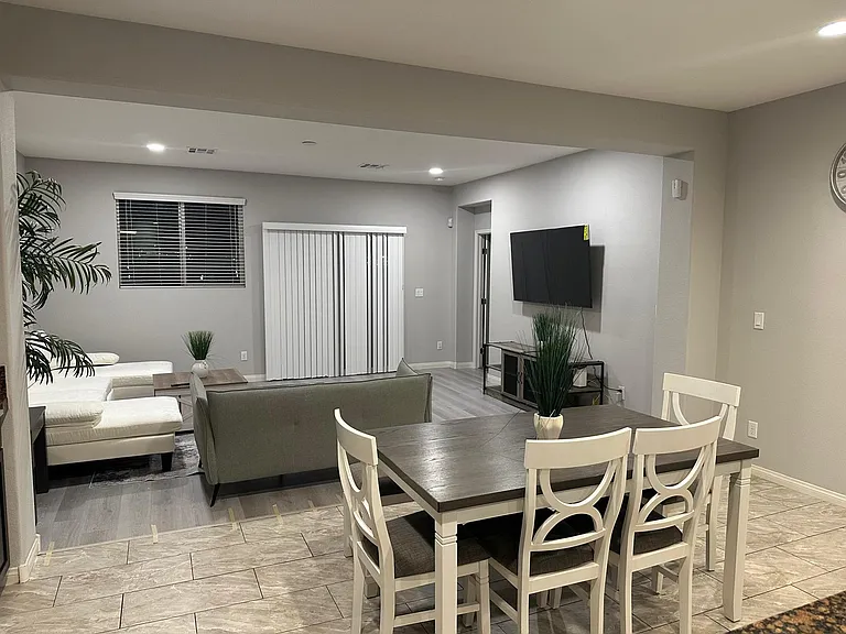 6407 Pochman Mesa St — Photo 6