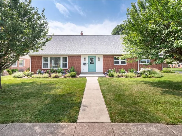 326 Ellen St, Hellertown, PA 18055