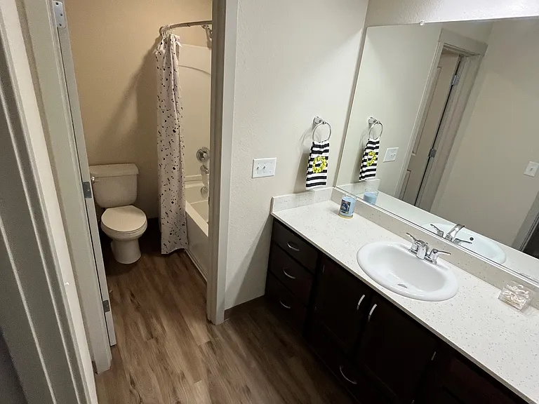 Commons at Redwood Creek — Photo 45