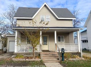 205 E Lovett St, Charlotte, MI