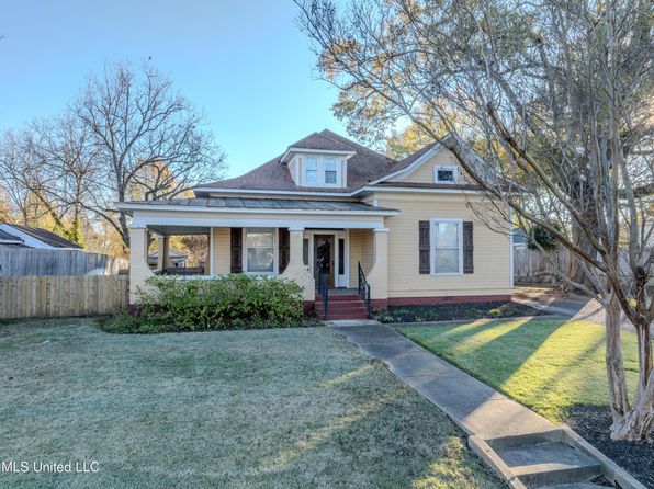 2407 Church St, Byhalia, MS 38611
