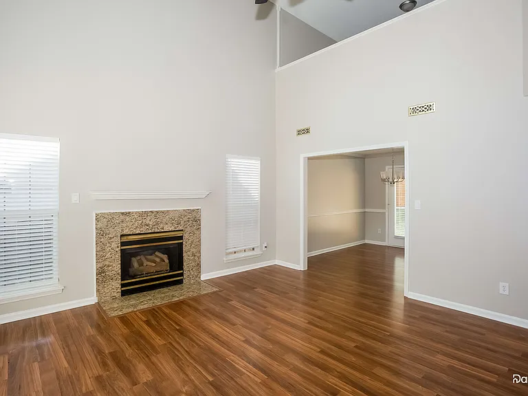 2915 Canary Ct — Photo 6