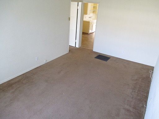 2nd image of 4596 N Banner Dr APT 2