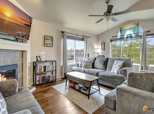 6524 Whispering Loop #B, Anchorage, AK 99504