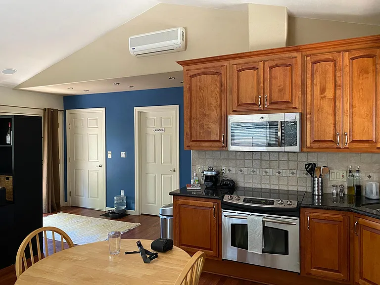 555 S K St #B — Photo 5