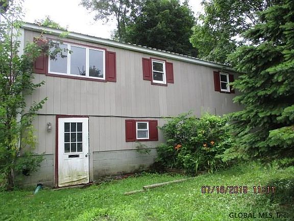 5th image of 23 Meyers St