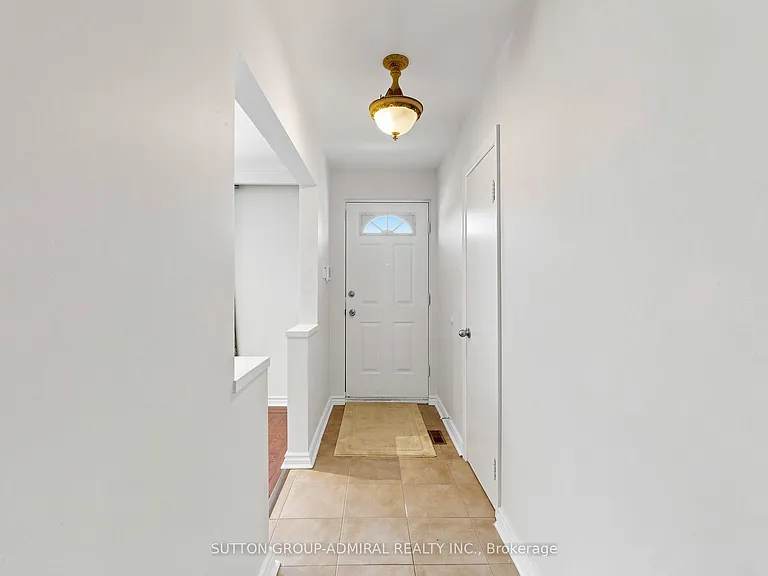 319 Patricia Ave — Photo 3