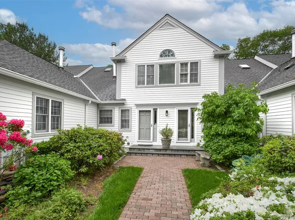 3 Ingleside Lane, White Plains, NY 10605