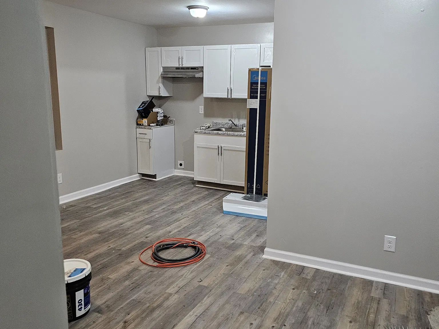 1 bed, 512 sqft, $725 — Photo 2