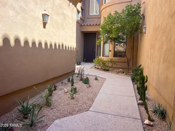 19550 N GRAYHAWK Drive #2028, Scottsdale, AZ 85255