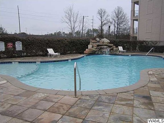2nd image of 600 13th St #441