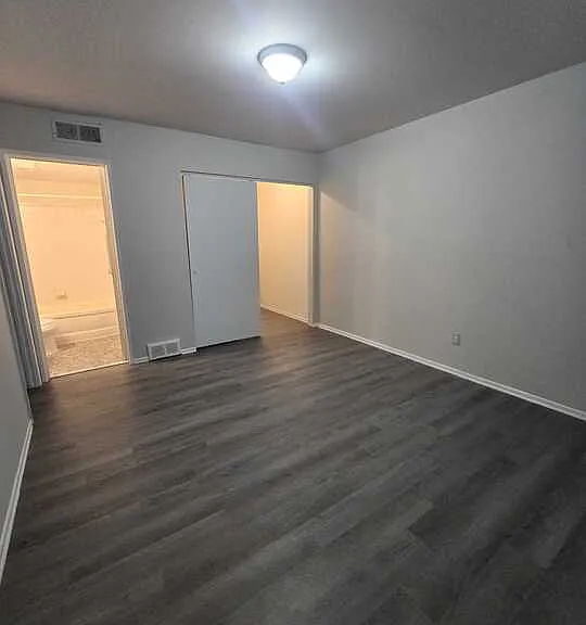 9930 Madaford Ct — Photo 2