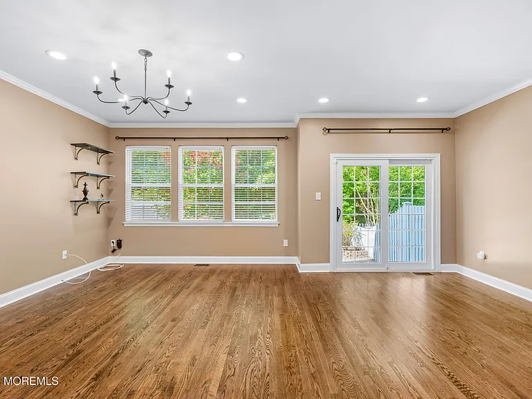 15 Faxon Dr — Photo 10