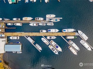 2309 N Northlake Way #2A, Seattle, WA 98103