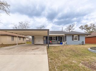 9101 Homewood Ln, Houston, TX 77078