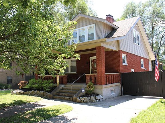3rd image of 6801 Gracely Dr