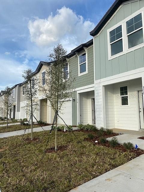 2nd image of 803 Grandin St