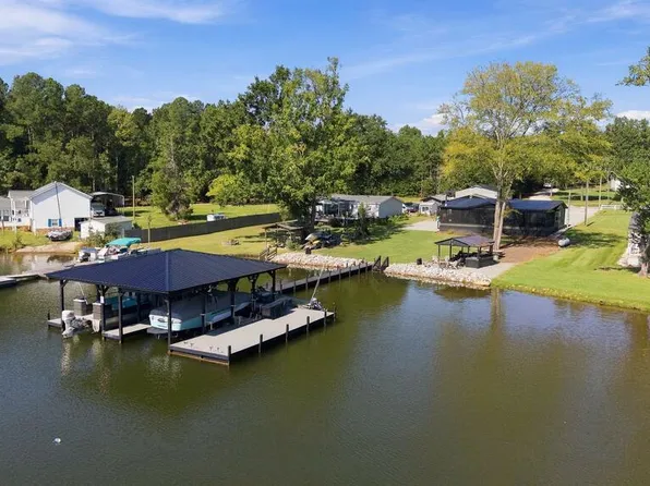1820 Scurry Island Rd, Chappells, SC 29037