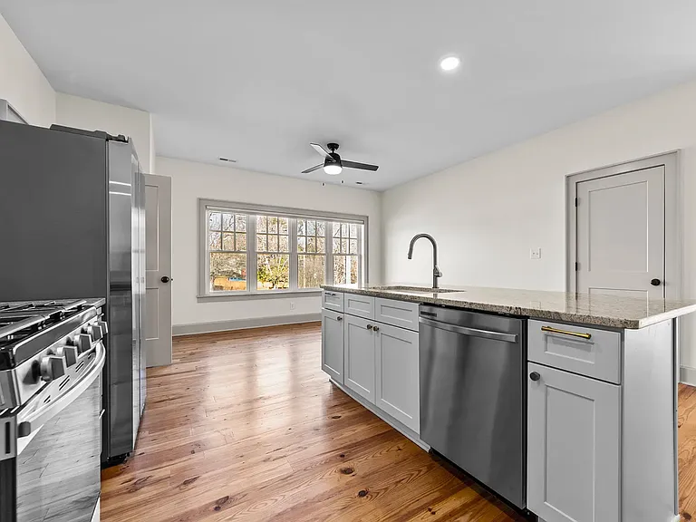 1301 South Alston Ave — Photo 15