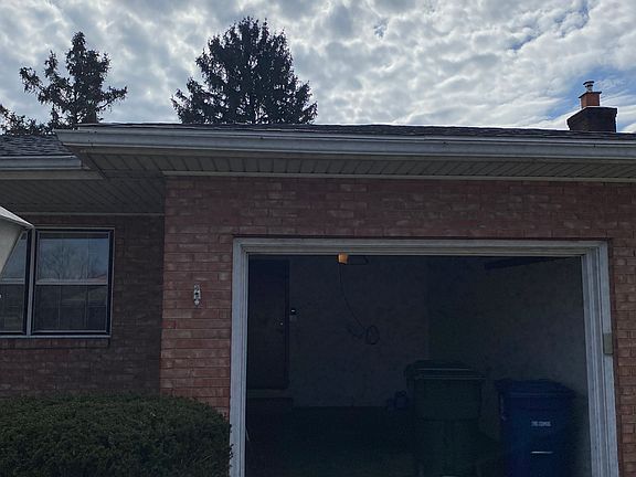 5th image of 1665 Riverbirch Dr