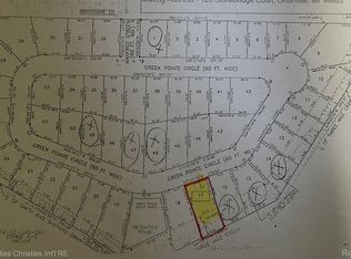 303 Creek Pointe Cir, Durand, MI 48429